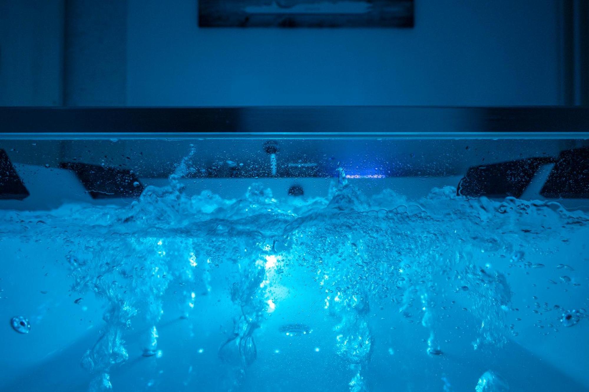 Premium Jacuzzi Suite At The City Center, By Aqua Platinum Tesalónica Exterior foto